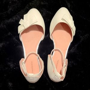 Christie & Jill Girls shoes sz 4 Communion. Dress. Casual.